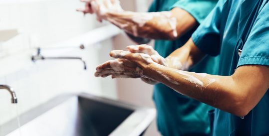Detersione mani corpo Igiene mani e corpo Nuova Farmec